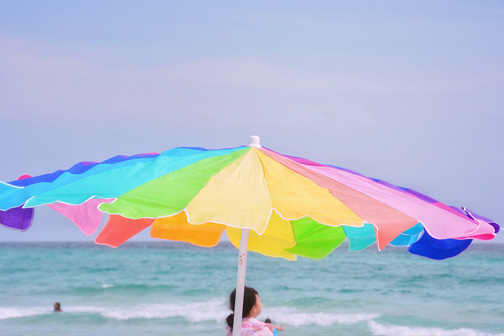 spiaggia rifiuti dove lo butto